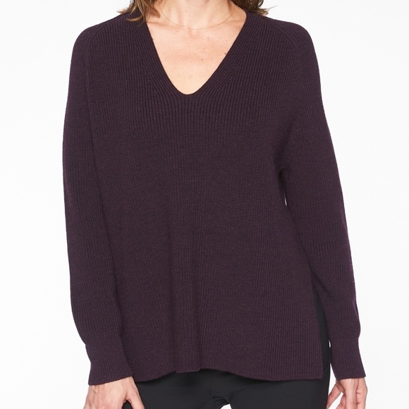 Athleta Switchback Pullover Sweater Merino Wool Purple Size Small - Picture 1 of 9